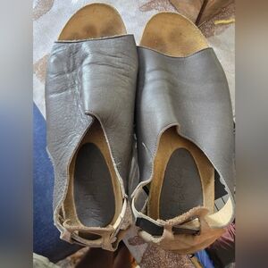 Marta Ray Grey Leather Sandals for Women